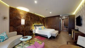 The Fives Downtown Hotel & Residences, Curio Collection by Hilton