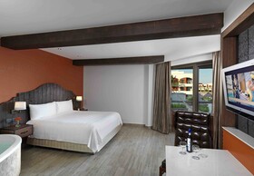 Hard Rock Hotel Riviera Maya