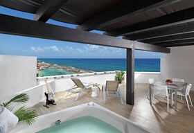 Hard Rock Hotel Riviera Maya
