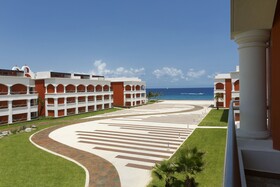 Hard Rock Hotel Riviera Maya