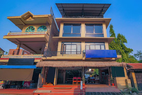 Hotel Sauraha Durbar by OYO Rooms