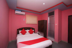 Hotel Galaxy by OYO Rooms