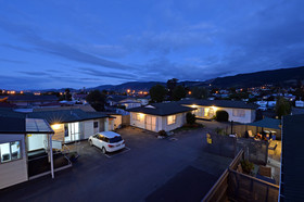 Richmond Motel & Top 10 Holiday Park