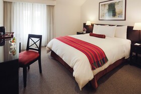 LP Los Portales Hotel