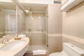 LP Los Portales Hotel