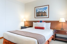 LP Los Portales Hotel