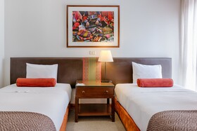 LP Los Portales Hotel