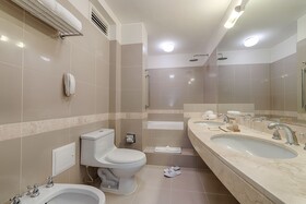 LP Los Portales Hotel