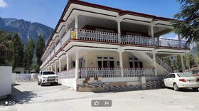 Golden Star Hotel
