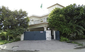 Royal Chalet Guest House