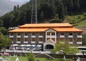 Hotel DeManchi