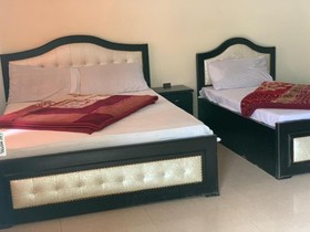 Hotel Hill Palace