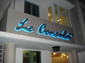 Le Consulat an Ascend Hotel Collection Member