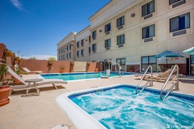 Comfort Suites At the Barstow Outlets