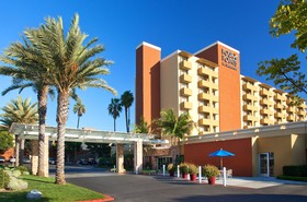 Four Points by Sheraton Los Angeles Westside