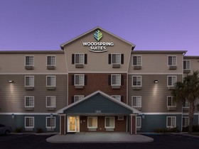 Woodspring Suites Fort Myers Northeast