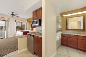 Westgate Lakes Resort & Spa