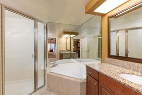 Westgate Lakes Resort & Spa