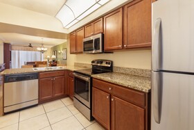 Westgate Lakes Resort & Spa