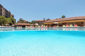 Westgate Lakes Resort & Spa