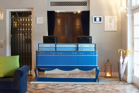 Blue Moon Hotel, Autograph Collection