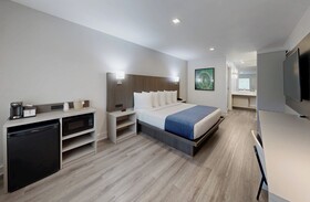 Avanti International Resort