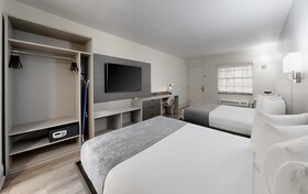 Avanti International Resort