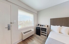 Avanti International Resort