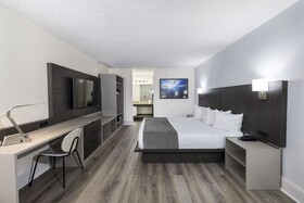 Avanti International Resort