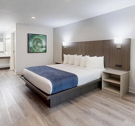 Avanti International Resort
