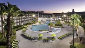 Avanti International Resort