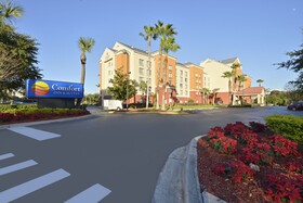 Comfort Inn & Suites Near Universal Orlando Resort-Convention Ctr.