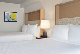 Holiday Inn & Suites Across From Universal Orlando