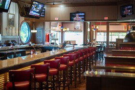 Holiday Inn & Suites Across From Universal Orlando