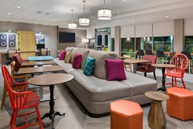 Home2 Suites by Hilton Orlando Near Ucf