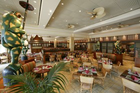 Loews Royal Pacific Resort at Universal Orlando Resort