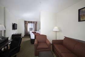Comfort Suites Near Raymond James Stadium