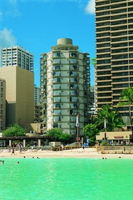 Aston Waikiki Circle