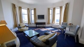 lakefront suite