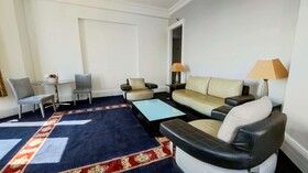 lakefront suite