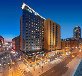 Hyatt House Indianapolis / Downtown