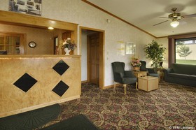 Rodeway Inn & Suites
