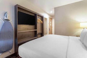 Comfort Inn Midtown West