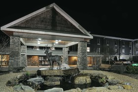 La Quinta Inn & Suites by Wyndham Boone University