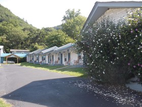 The Clarketon Motel
