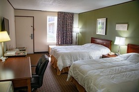 Red Roof Inn & Suites Wilkesboro