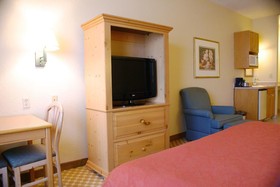 Lexington Inn & Suites - Columbus North/Polaris