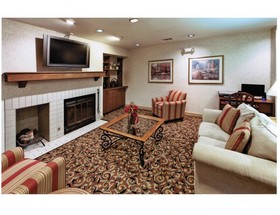 Hawthorn Suites by Wyndham Holland / Toledo Area