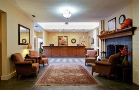 Hawthorn Suites by Wyndham Arlington / DFW South