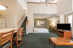 Hawthorn Suites By Wyndham Fort Worth/medical Center